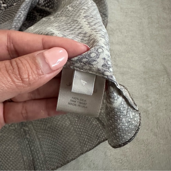 Jason Wu Bow Tie Neck Snakeprint Silk Crepe Blouse Size 4 - Picture 10 of 11